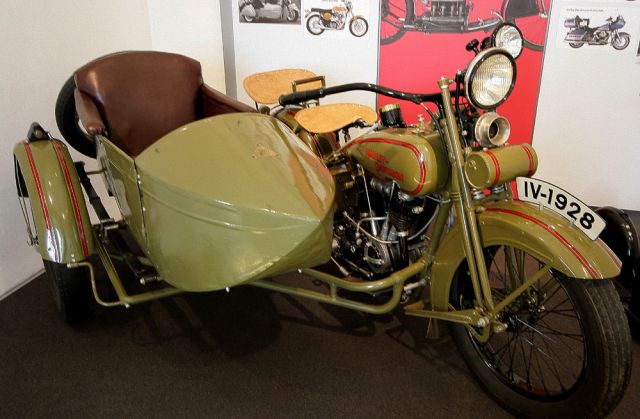 Harley-Davidson JD 1200 Gespann, Baujahr 1927 - Motorradmuseum Schloss Augustusburg Harley-Davidson JD 1200 Gespann, Baujahr 1927 - Motorradmuseum Schloss Augustusburg