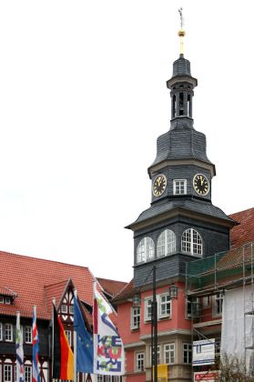 Der Turm des Rathauses von Eisenach in Thüringe Der Turm des Rathauses von Eisenach in Thüringe