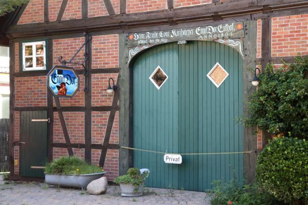 Ein historisches Fachwerkhaus am Aloys-Bunge-Platz in Mardorf Ein historisches Fachwerkhaus am Aloys-Bunge-Platz in Mardorf