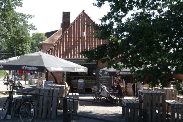 Der Fisch-Imbiss in der Alten Schmiede - Mardorf am Steinhuder Meer Der Fisch-Imbiss in der Alten Schmiede - Mardorf am Steinhuder Meer