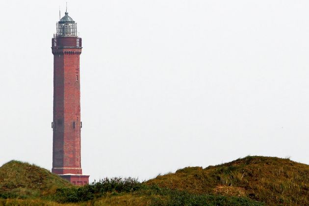 Der denkmalgeschützte 54,6 m hohe Große Norderneyer Leuchtturm der Baujahre 1871 bis 1874 - Nordseeinsel Norderney, Niedersachsen