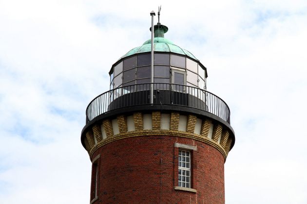 Cuxhaven - der 23 Meter hohe 'Hamburger Leuchtturm' an der 'Alten Liebe', die 18-eckige Laterne Cuxhaven - der 23 Meter hohe 'Hamburger Leuchtturm' an der 'Alten Liebe', die 18-eckige Laterne