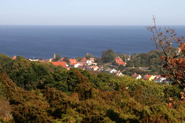Ein Teil des Ortes Sandvig auf Bornholm, vom Hammeren aus gesehen Ein Teil des Ortes Sandvig auf Bornholm, vom Hammeren aus gesehen
