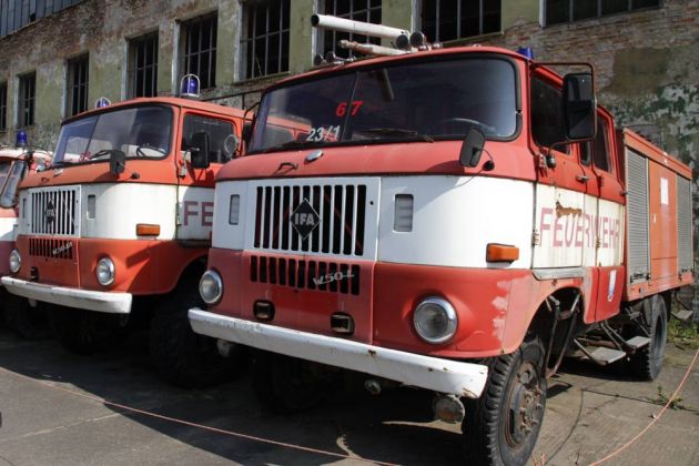 Feuerwehr-Fahrzeuge IFA W 50 L und W 50 LA Feuerwehr-Fahrzeuge IFA W 50 L und W 50 LA
