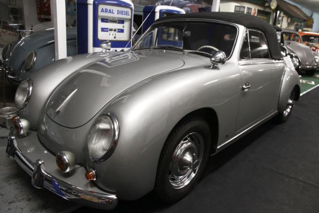 Dannhauer & Stauss, Baujahr 1954 - ein Cabriolet auf VW-Käfer Basis mit 48 PS VW-Okrasa-Motor Dannhauer & Stauss, Baujahr 1954 - ein Cabriolet auf VW-Käfer Basis mit 48 PS VW-Okrasa-Motor