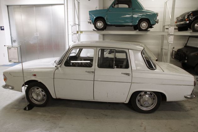 Renault R 10, Baujahr 1967 Vierzylinder, 1.108 ccm, 46 PS - hier ein Modell mit automatisiertem Getriebe Renault R 10, Baujahr 1967 Vierzylinder, 1.108 ccm, 46 PS - hier ein Modell mit automatisiertem Getriebe