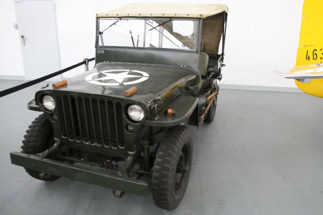 Willys MB ¼-ton 4 × 4 truck - Alliiertenmuseum, Berlin