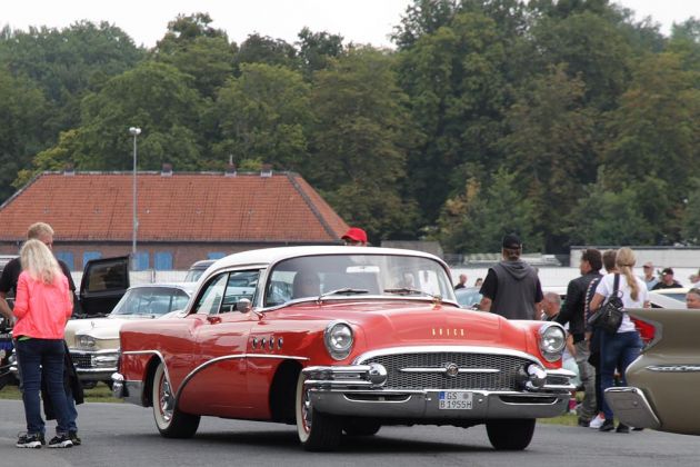 Buick Century Riviera Coupé - Modelljahr 1955 Buick Century Riviera Coupé - Modelljahr 1955