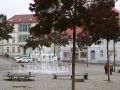 Residenzstadt Neustrelitz - der Brunnen  auf dem historischen Marktplatz