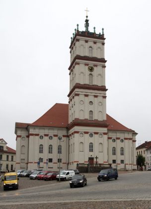 Residenzstadt Neustrelitz, die Stadtkirche am historischen Marktplatz Residenzstadt Neustrelitz, die Stadtkirche am historischen Marktplatz
