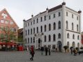 Waren an der Müritz, der Neue Markt - das Neue Rathaus mit Standesamt und dem Museum der Stadtgeschichte