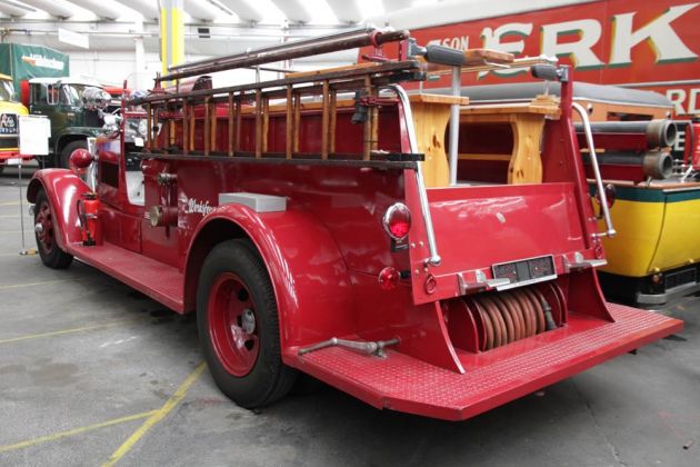 American LaFrance 400 Series - Pumper American LaFrance 400 Series - Pumper