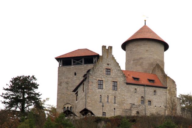 Treffurt an der Werra - die Burg Normannstein oberhalb der Stadt Treffurt an der Werra - die Burg Normannstein oberhalb der Stadt