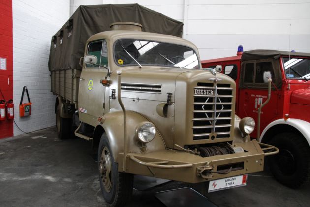 Borgward B 555 A, Baujahr 1960 - schwerer Allrad-Allzweck-Lastkraftwagen, 4.962 ccm Sechszylinder-Dieselmotor, 110 PS Borgward B 555 A, Baujahr 1960 - schwerer Allrad-Allzweck-Lastkraftwagen, 4.962 ccm Sechszylinder-Dieselmotor, 110 PS
