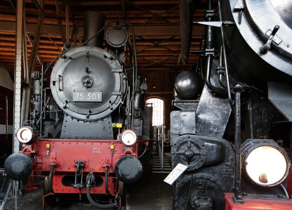 Das Eisenbahnmuseum Schwarzenberg im Erzgebirge - die Dampflokomotive 75 501
