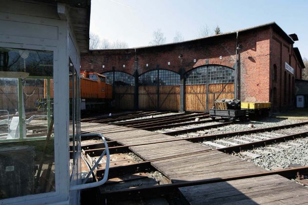 Das Eisenbahnmuseum Schwarzenberg im Erzgebirge - die 18-Meter-Drehscheibe