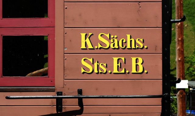 Das Sächsische Schmalspurbahn-Museum Rittersgrün - Detail am historischen Personenwagen 'Pockauer' Das Sächsische Schmalspurbahn-Museum Rittersgrün - Detail am historischen Personenwagen 'Pockauer'