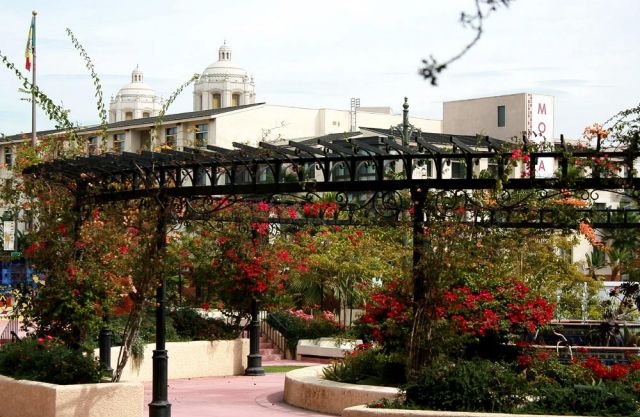 Weg von der Union Station zum Pueblo de Los Angeles State Historic Park - Los Angeles, Kalifornien Weg von der Union Station zum Pueblo de Los Angeles State Historic Park - Los Angeles, Kalifornien