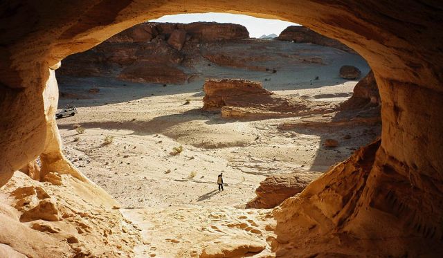 Ein Felsbogen in der Wüste Sinai - Halbinsel Sinai in Ägypten