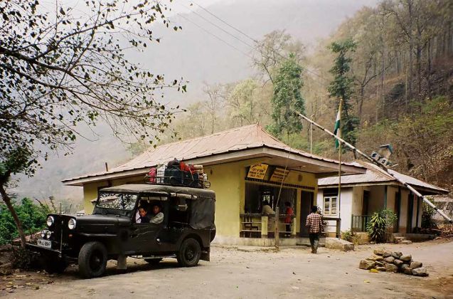 Sikkim, Grenzstation zu West Bengal bei Nayabazar 