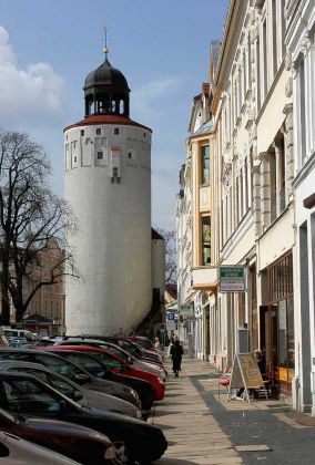 Der Dicke Turm am Marienplatz - Görlitz an der Neisse Der Dicke Turm am Marienplatz - Görlitz an der Neisse