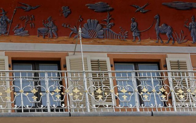 Wasserpalais an der Elbe - Schloss Pillnitz im Süden Dresdens Wasserpalais an der Elbe - Schloss Pillnitz im Süden Dresdens