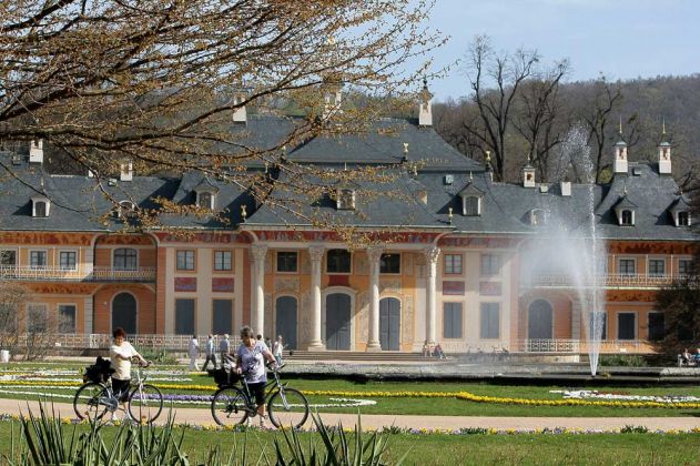 Bergpalais - Schloss Pillnitz im Süden Dresdens Bergpalais - Schloss Pillnitz im Süden Dresdens