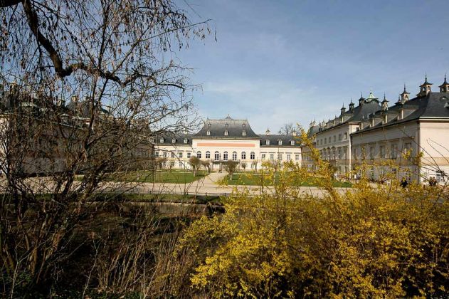 Das Neue Palais, Südseite - Schloss Pillnitz bei Dresden Das Neue Palais, Südseite - Schloss Pillnitz bei Dresden
