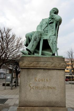 Städtereise Zwickau, Robert Schumann Denkmal Städtereise Zwickau, Robert Schumann Denkmal