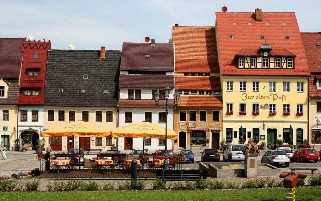 Kulturdenkmal Stolpner Markt, die Fassaden historischer Bürgerhäuser aus dem 18. und 19. Jahrhundert - Stolpen, Sächsische Schweiz