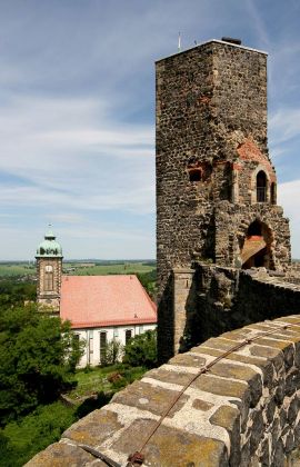 Stolpen  in der Sächsischen Schweiz - die Burgruine Stolpen und die historische Stadtkirche