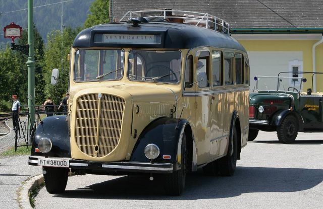 Nutzfahrzeug-Oldtimer Nutzfahrzeug-Oldtimer