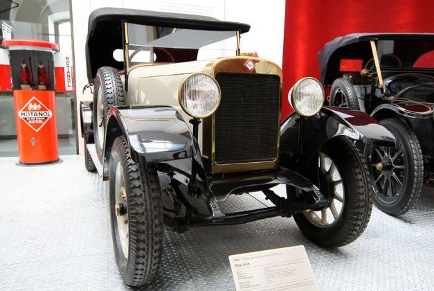 Pilot 6/30 - 1,5-Liter Vierzylinder, Baujahre 1923 bis 1928 - Pilotwagen AG aus Bannewitz bei Dresden, ausgestellt im Verkehrsmuseum Dresden