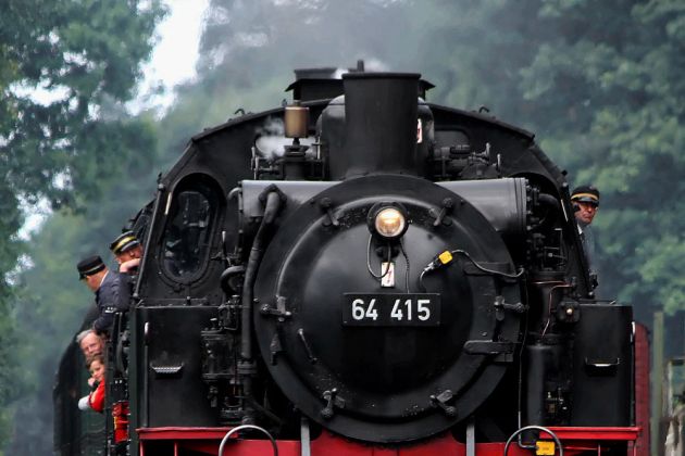 Dampflok-Baureihe 64 - die 64 415 in Loenen, Niederlande - Museumseisenbahn Veluwsche Stoomtrein Maatschappij (VSM) in Apeldoorn Dampflok-Baureihe 64 - die 64 415 in Loenen, Niederlande - Museumseisenbahn Veluwsche Stoomtrein Maatschappij (VSM) in Apeldoorn