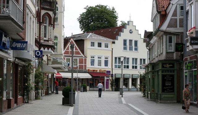 Hamburg-Bergedorf - die Fussgängerzone Sachsentor Hamburg-Bergedorf - die Fussgängerzone Sachsentor