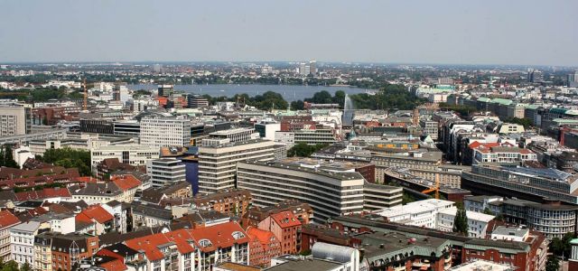 Hamburg von oben... Panorama der Innenstadt Hamburg von oben... Panorama der Innenstadt