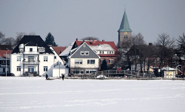 Das Steinhuder Meer im Winter - Steinhude bei Eis und Schnee Das Steinhuder Meer im Winter - Steinhude bei Eis und Schnee
