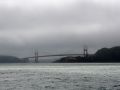 Die Golden Gate Bridge im Seenebel - aufgenommen von der Sausalito-Fähre, San Francisco Bay