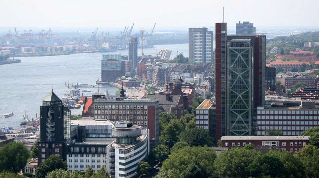 St. Pauli Elbufer - vom Hamburger Michel aus gesehen - Freie und Hansestadt Hamburg St. Pauli Elbufer - vom Hamburger Michel aus gesehen - Freie und Hansestadt Hamburg