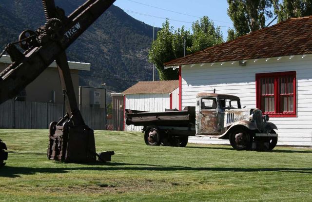 Lee Vining im Mono County Lee Vining im Mono County