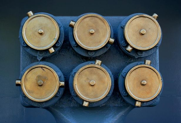 Maritime Details am Dampfeisbrecher Stettin Maritime Details am Dampfeisbrecher Stettin