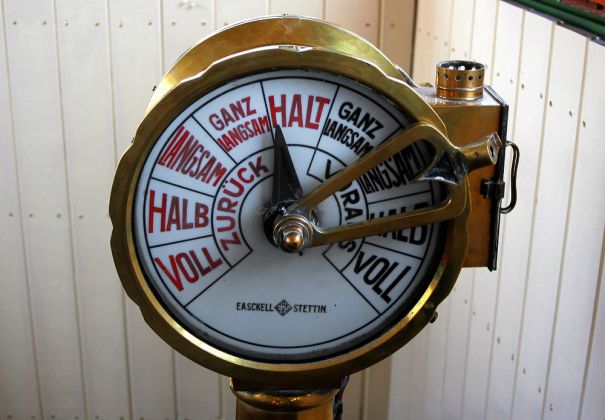 Maritime Details am Dampfeisbrecher Stettin Maritime Details am Dampfeisbrecher Stettin