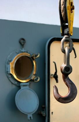 Maritime Details am Dampfeisbrecher Stettin Maritime Details am Dampfeisbrecher Stettin