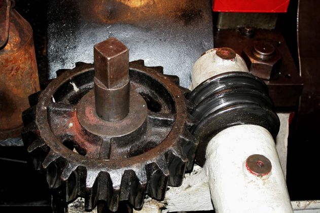 Maritime Details am Dampfeisbrecher Stettin Maritime Details am Dampfeisbrecher Stettin