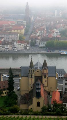 Städtereise Würzburg - Blick auf den Main und auf Würzburg
