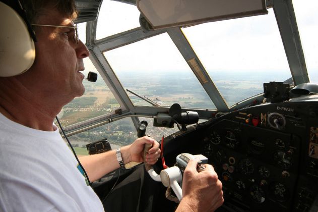 Doppeldecker - Antonov AN-2 Doppeldecker - Antonov AN-2