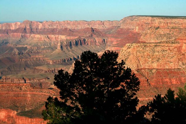 Grand Canyon South Rim Trail zwischen YavapaI Point und Mather Point Grand Canyon South Rim Trail zwischen YavapaI Point und Mather Point