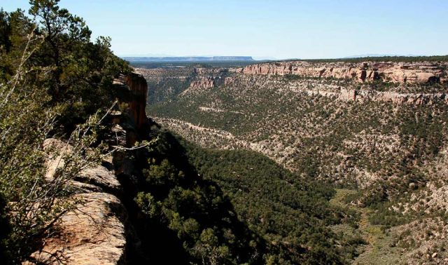 Navajo Canyon, Mesa Verde National Park - Colorado Navajo Canyon, Mesa Verde National Park - Colorado