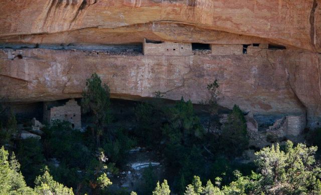 Cliff Palace, Geological Overlook - Mesa Verde National Park Cliff Palace, Geological Overlook - Mesa Verde National Park