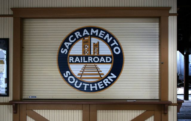 Das Aussengelände des California State Railroad Museums im Old Sacramento State Historic Park Das Aussengelände des California State Railroad Museums im Old Sacramento State Historic Park